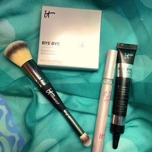 It Cosmetics Blush, Concealer, Brush, and Gloss